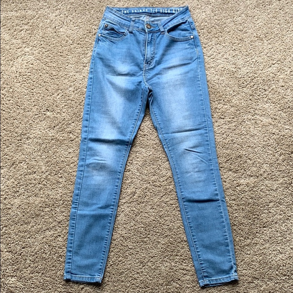 Cotton On High-Waisted Jeans
